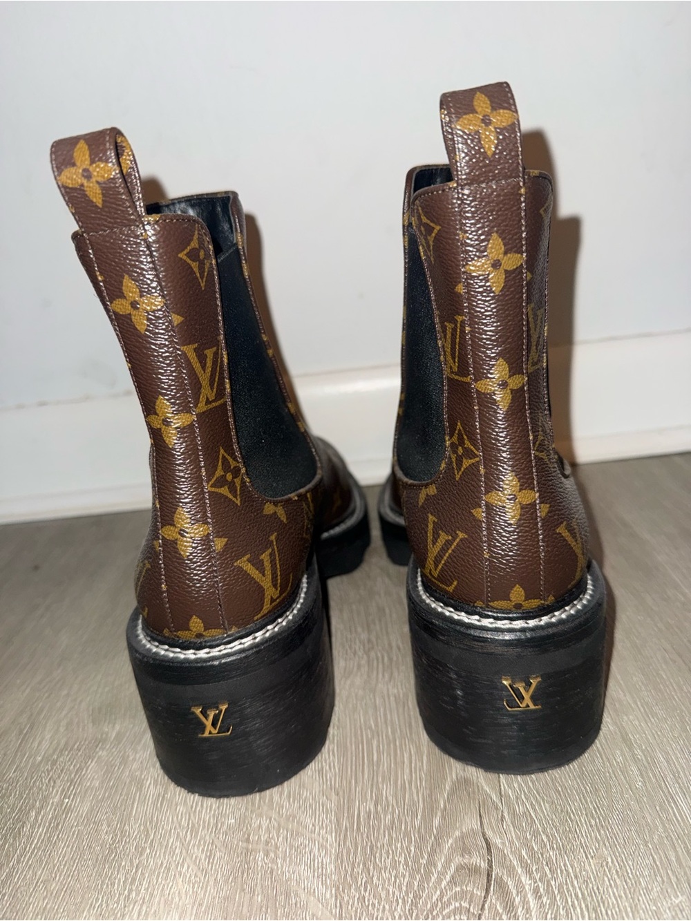 Louis Vuitton Patent Monogram Beaubourg Ankle Boots - Picture 2 of 12